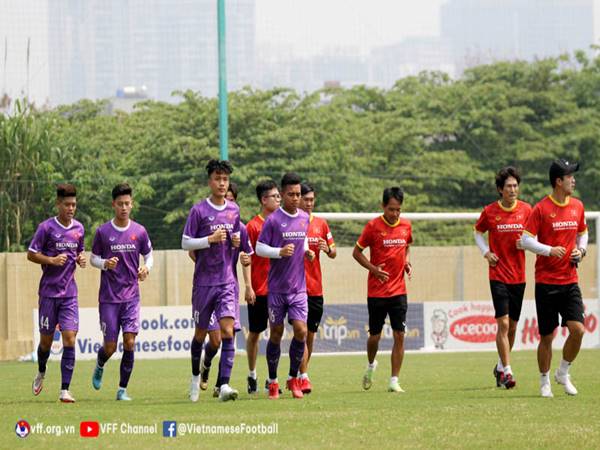 Tin bóng đá VN 8/4: Thầy Park không ngán U23 Indonesia