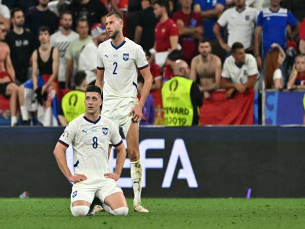Bóng đá Euro 26/6: Đan Mạch bế tắc trước hàng phòng ngự Serbia