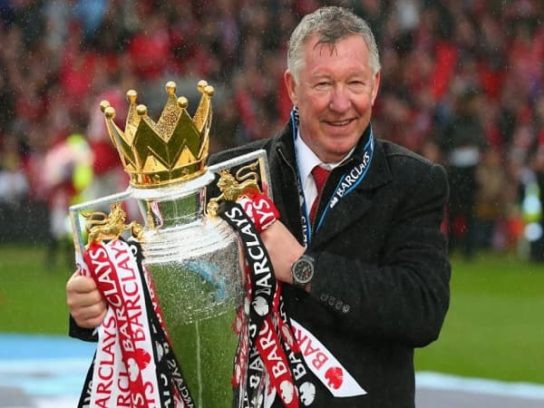 Sir Alex Ferguson  là huấn luyên viên MU lâu nhất