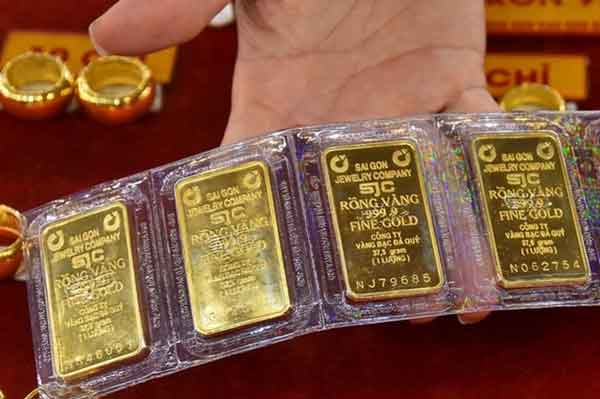 Cách đầu tư nhỏ hiệu quả chính là mua vàng